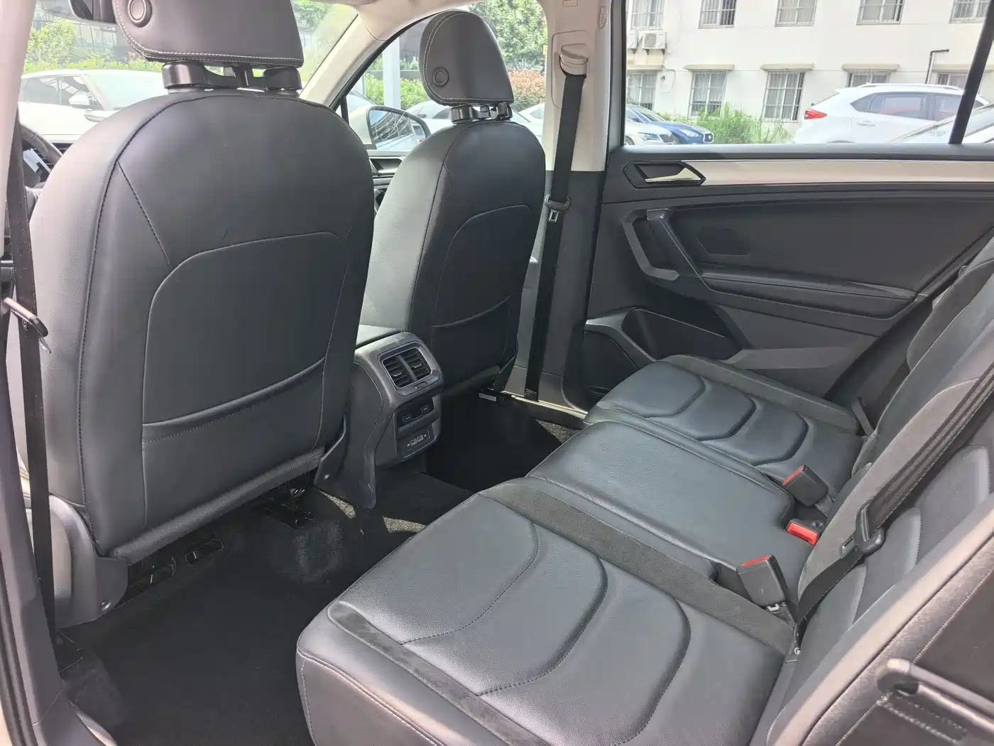 Volkswagen Tiguan L 2018 330TSI Automatic 2WD Luxury Edition фото 26