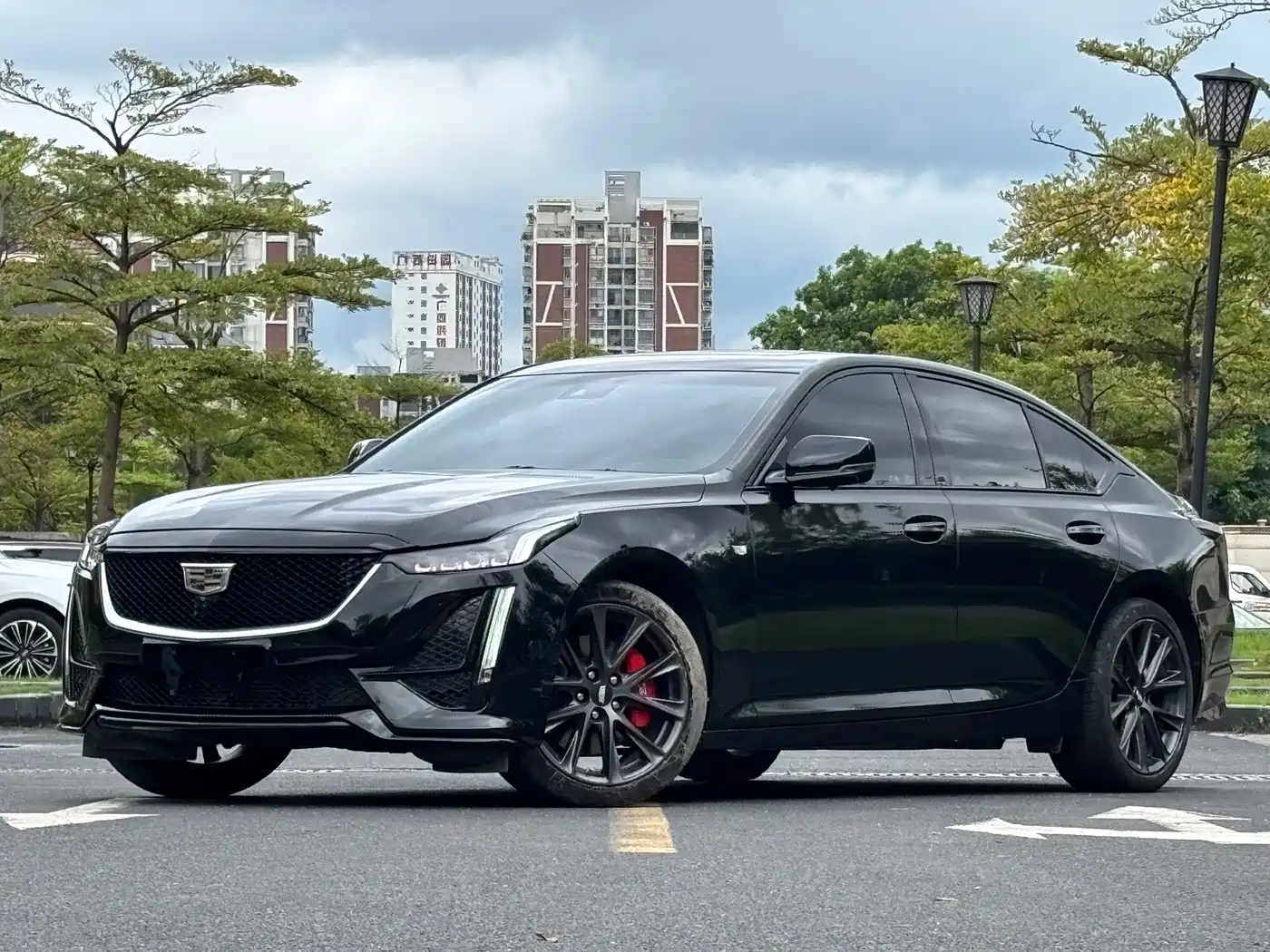 Фото 1 - Cadillac CT5