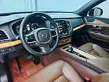 Photo 9 - Volvo XC90