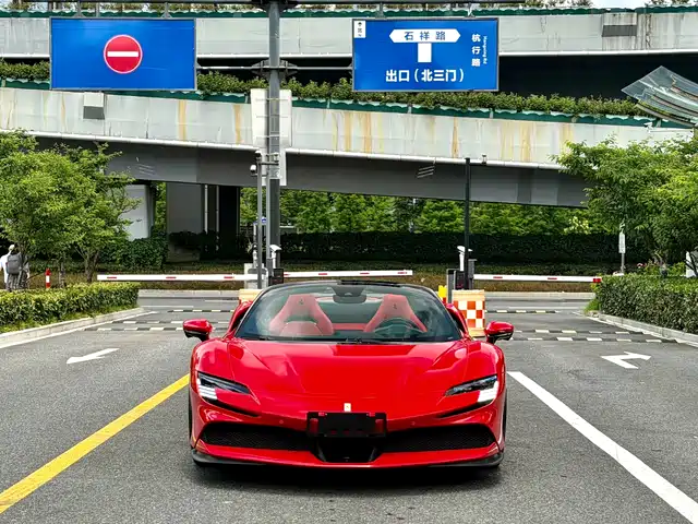 Ferrari SF90 2021 3.9T V8 Spider