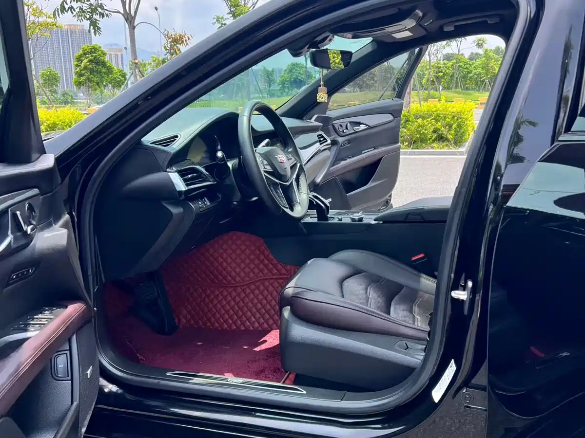 Фото 7 - Cadillac CT6