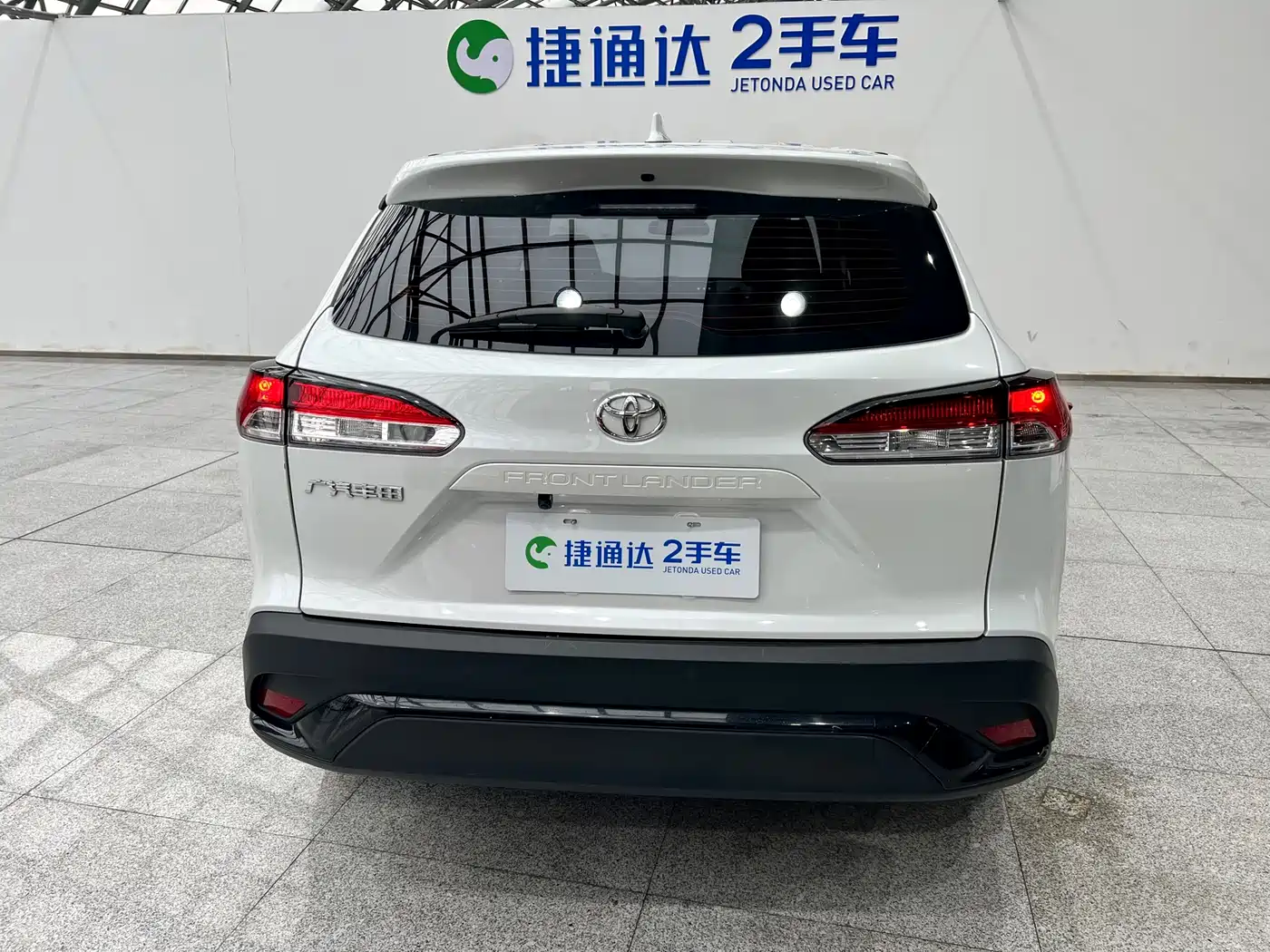 Toyota Frontlander 2023 2.0L CVT Leading Edition фото 8