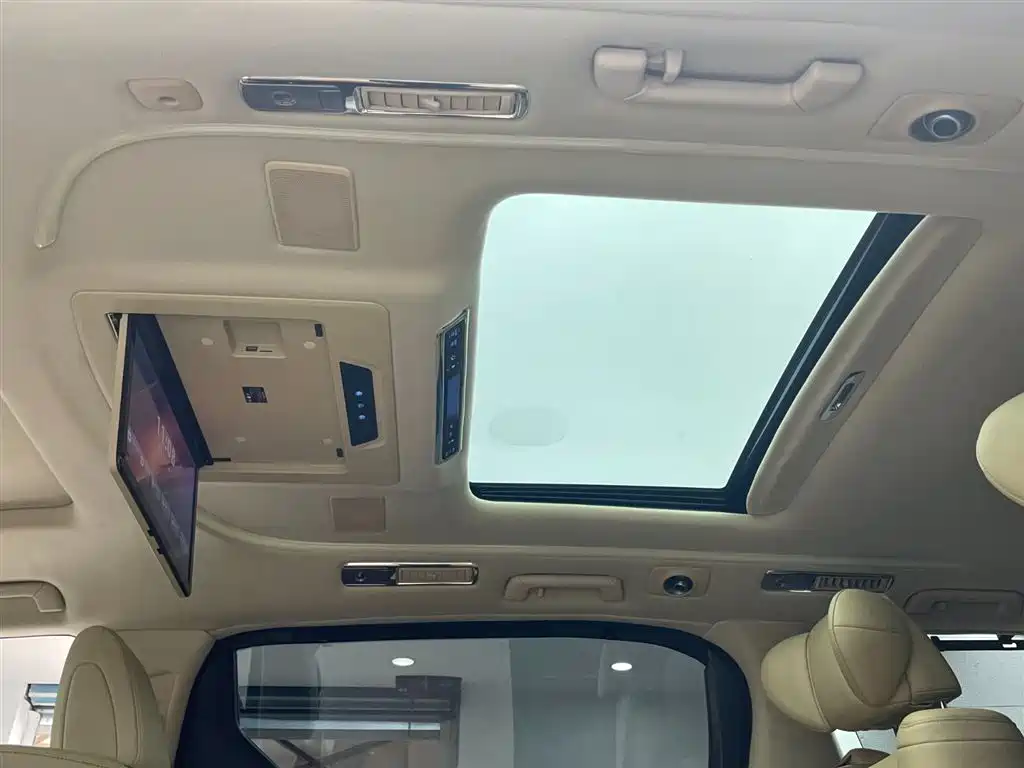 Toyota Alphard 2020 Hybrid 2.5L Luxury Edition фото 5