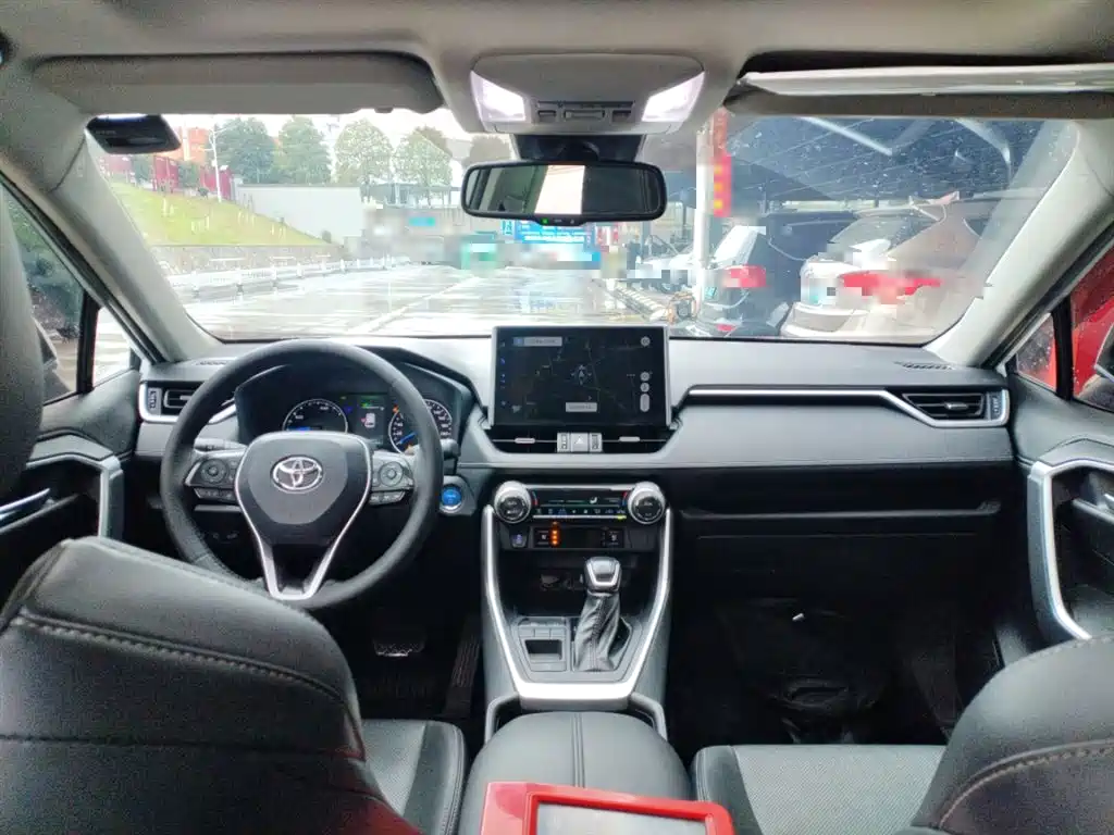 Toyota Wildlander 2022 Hybrid 2.5L E-CVT FWD Premium Edition фото 6