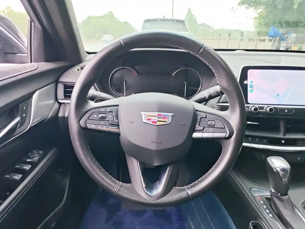 Cadillac CT4 2022 2022 28T Luxury Model