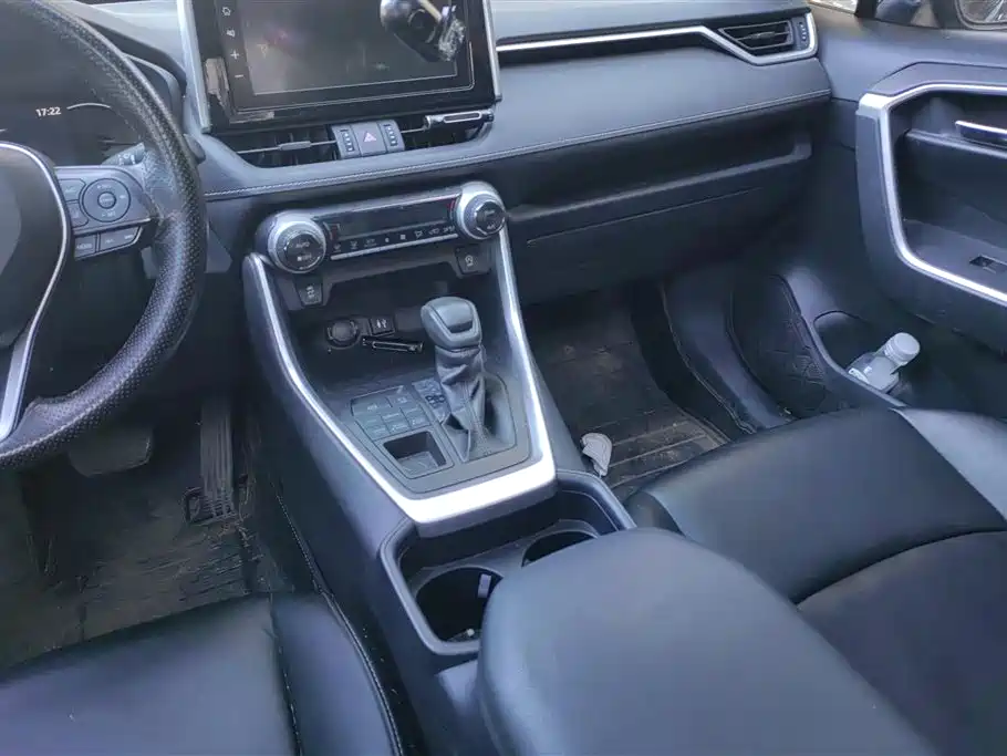 Toyota RAV4 Rongfang 2020 2.0L CVT AWD Trend Edition фото 16