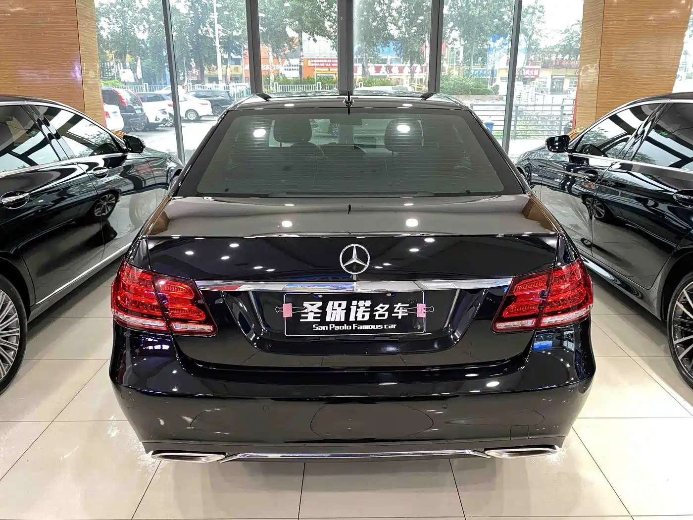 Mercedes-Benz E-Class 2015 E 200 L Sport фото 5