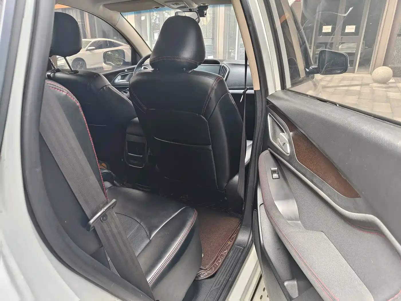 Baojun 560 2017 2016 1.8L Manual Value