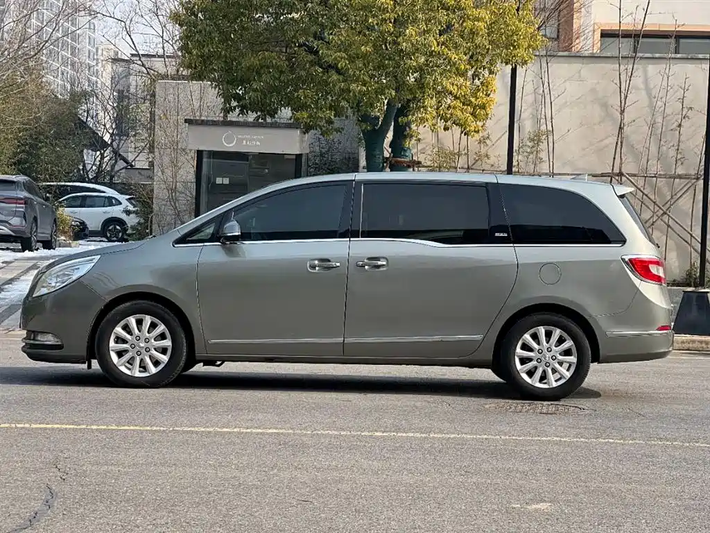 Buick GL8 2011 3.0L GT Luxury Business Elegance Edition фото 6