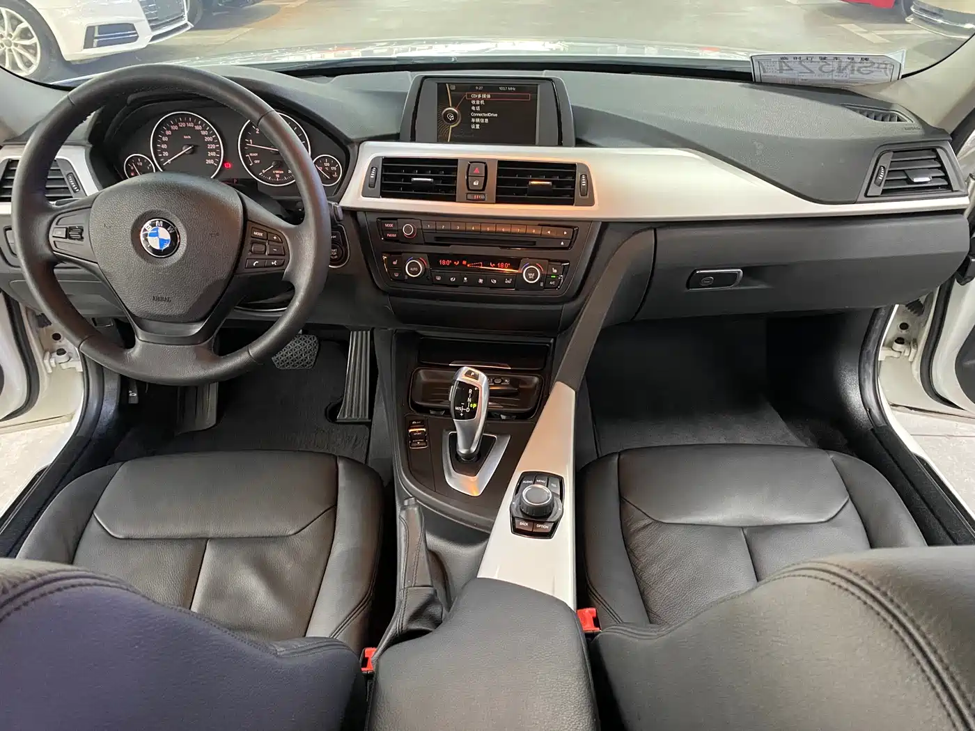 BMW 3 Series 2014 320i Fashion фото 14