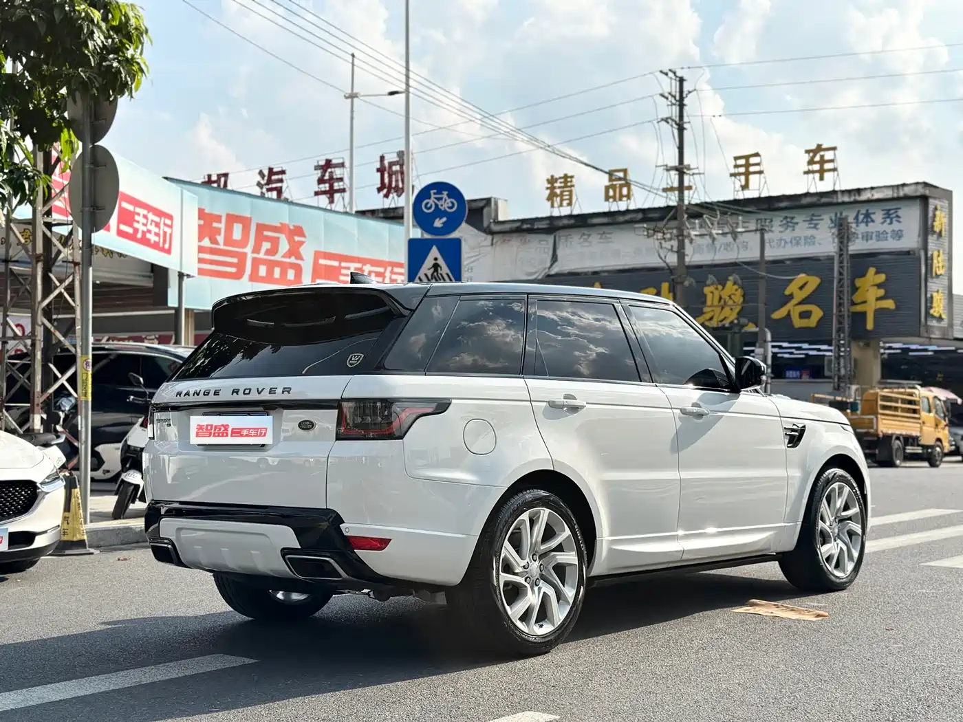 Land Rover Range Rover Sport 2020 3.0 L6 HSE DYNAMIC фото 3