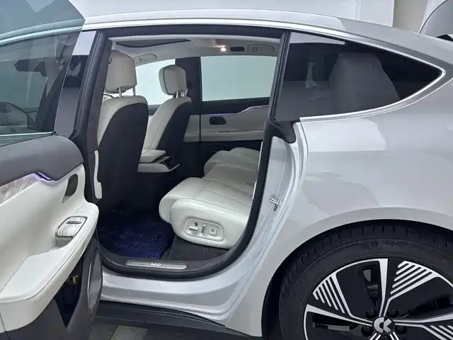 NIO ET7 2025 2024 75kWh Executive Edition