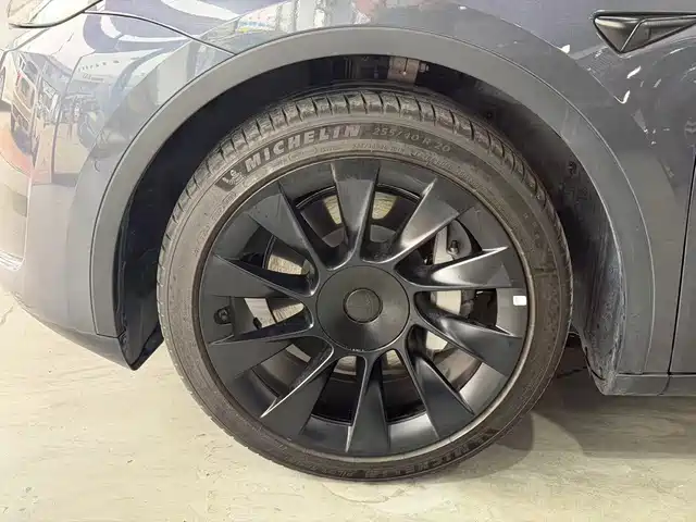 Tesla Model Y 2022 Facelift Rear-Wheel Drive Version — фото 4