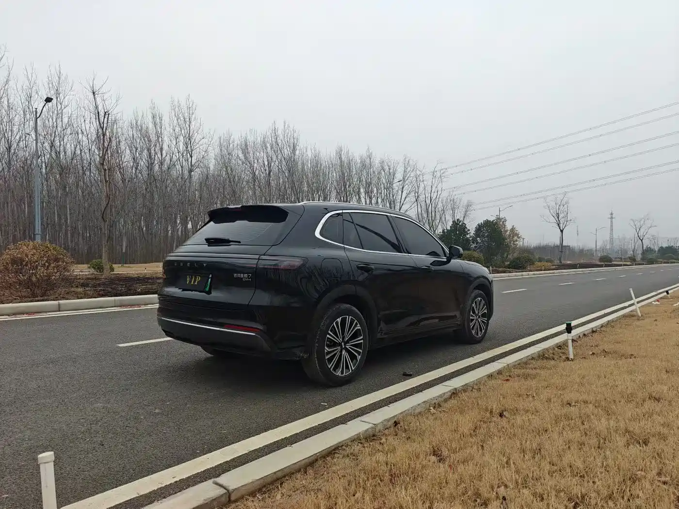 Geely Galaxy Galaxy Starship 7 EM-i 2025 Model 120km Voyage+ Edition фото 7