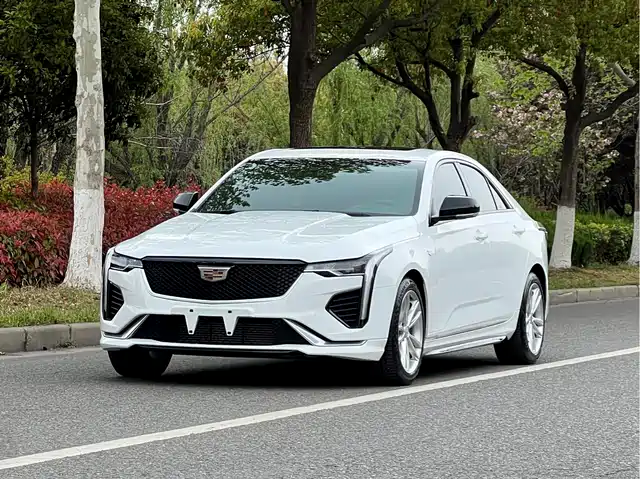 Cadillac CT4 2021 28T Fashion Edition