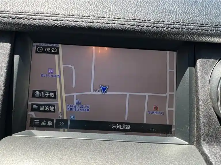Land Rover Discovery 2016 3.0 SC V6 SE фото 11