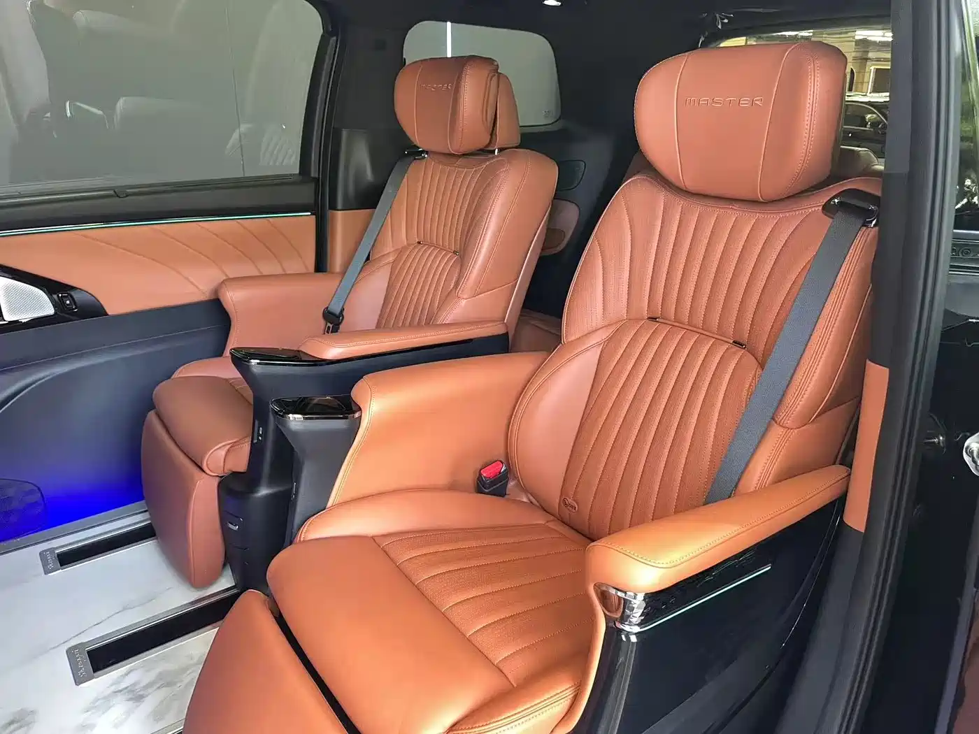 GAC Trumpchi Trumpchi E9 2024 E9 Champion Edition фото 11