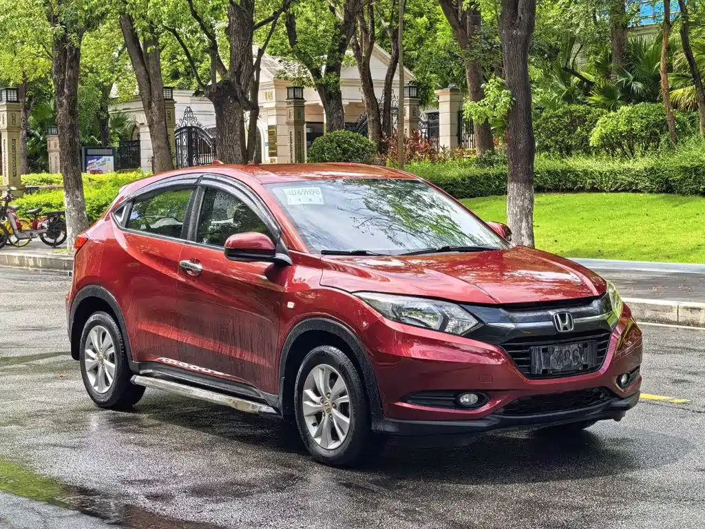 Honda Vezel 2015 2015 1.8L CVT FWD Elite
