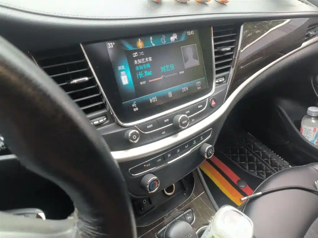 Buick Verano 2018 Sedan 20T Dual Clutch Leading фото 6