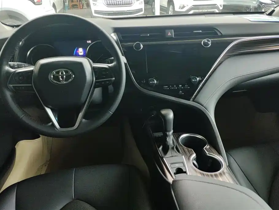 Toyota Camry 2019 2.0G Luxury Edition China VI фото 12