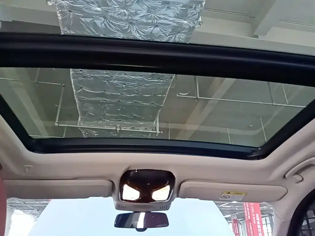 BMW iX3 2023 Leading Type фото 18