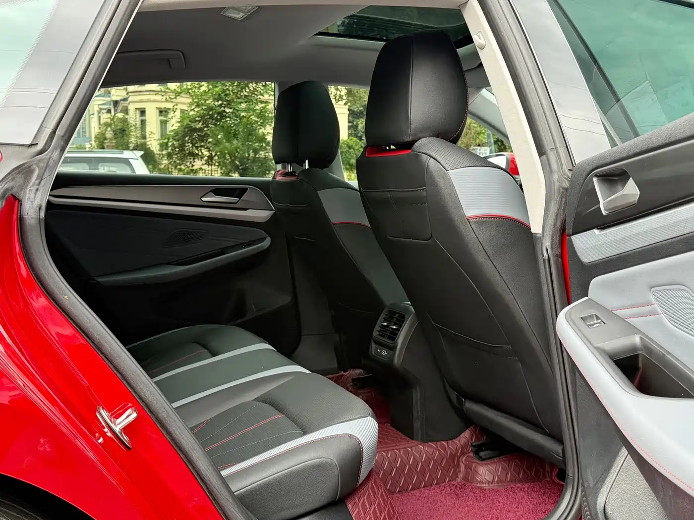 Volkswagen Lamando, миниатюра 12