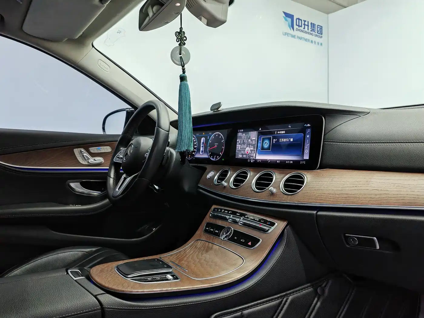 Mercedes-Benz E-Class 2020 Facelift E 300 L Exclusive фото 15
