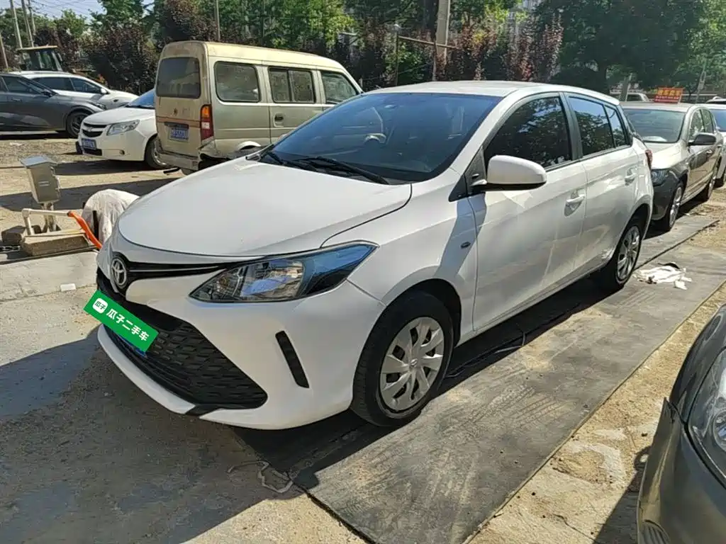 Toyota Vios FS 2017 1.5L CVT Fengchi Edition фото 2