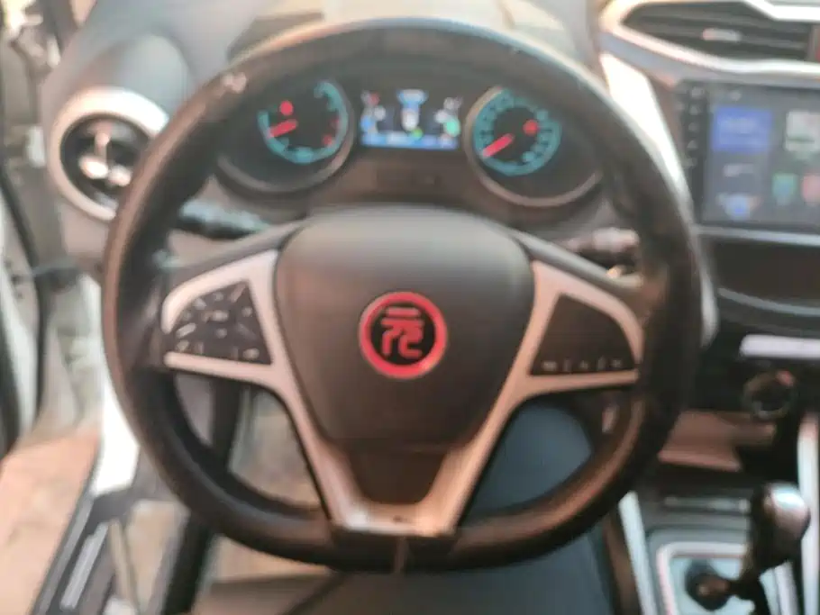 BYD Yuan 2018 2017 1.5L Auto Cool Fashion