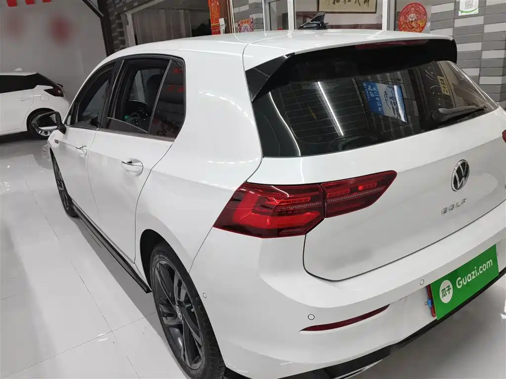 Volkswagen Golf 2023 Facelift 280TSI DSG R-Line Lite фото 5