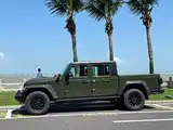 Фото 11 - Jeep Gladiator