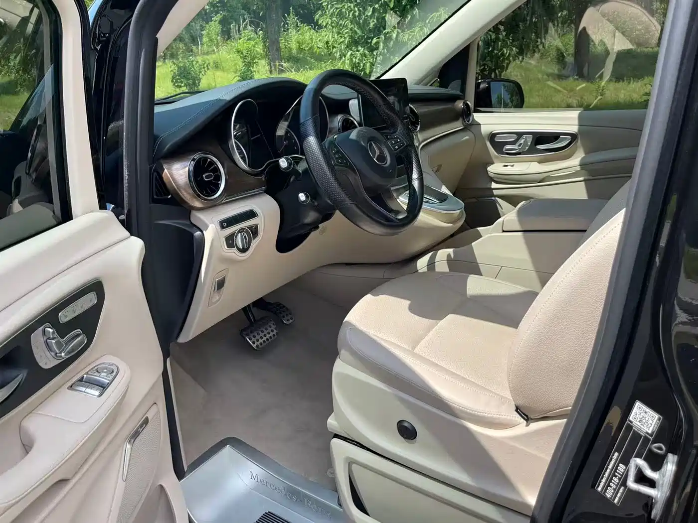 Mercedes-Benz V-Class 2022 V 260 Prestige Edition фото 8