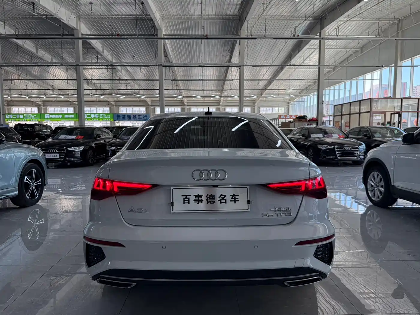 Audi A3 2023 A3L Limousine 35 TFSI Fashion Sport фото 8