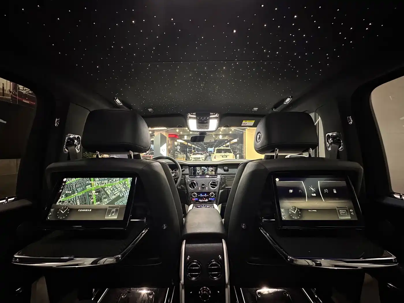 Rolls-Royce Cullinan 2021 2020 Black Badge