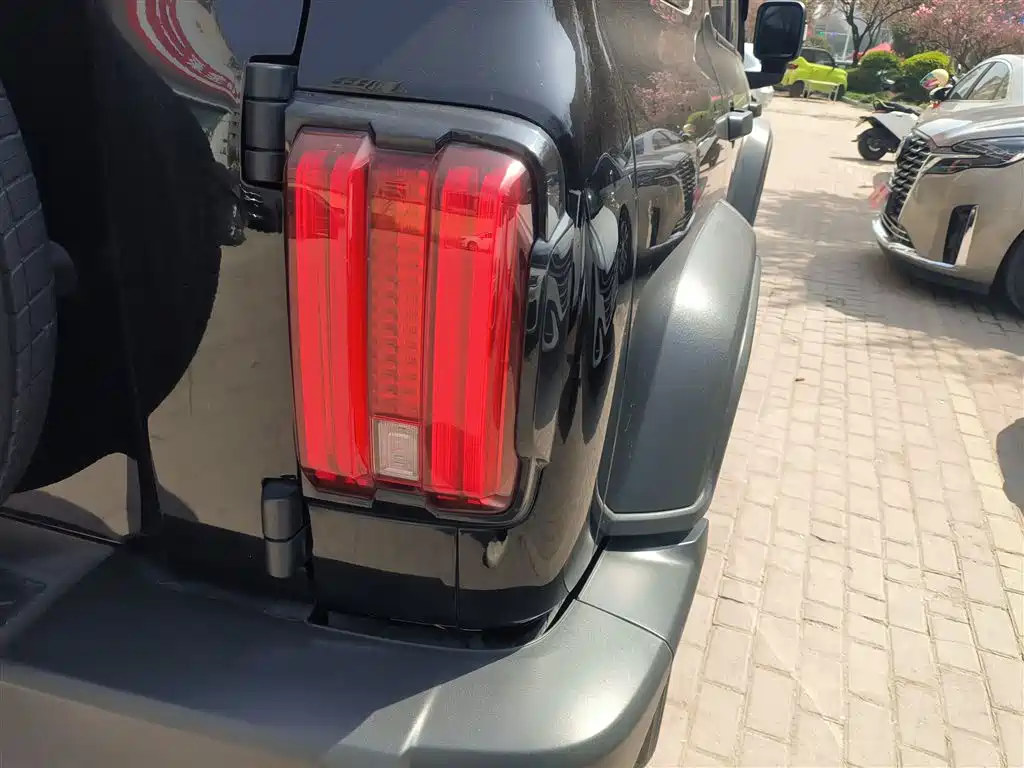 Tank 300 2023 Off-Road Edition 2.0T Challenger фото 24