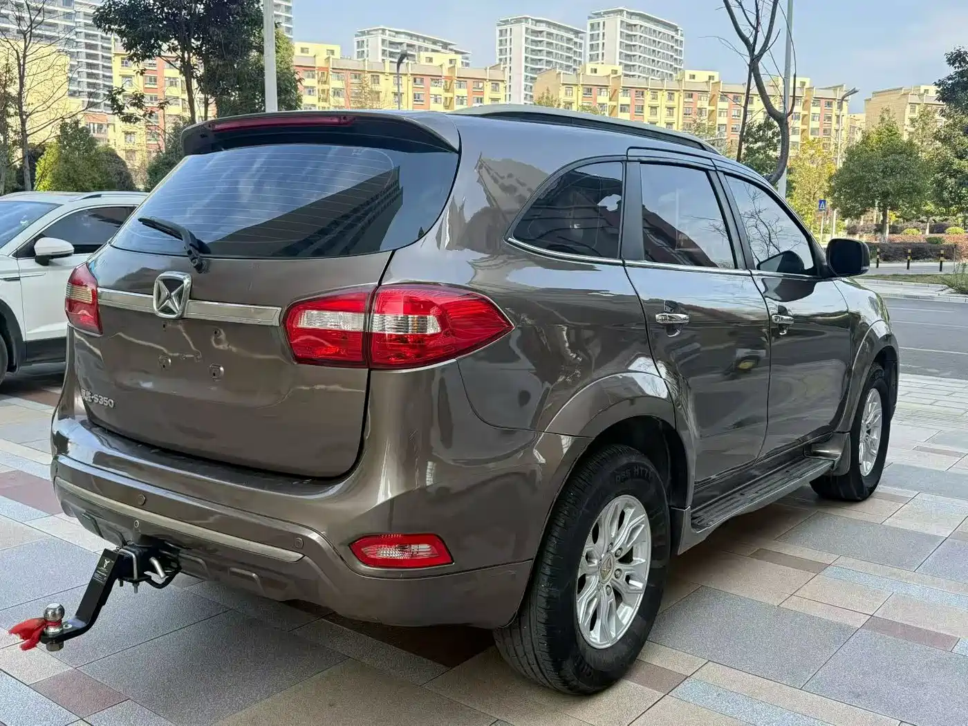 Jiangling Yusheng S350 2015 2014 2.4T Auto 4WD Diesel Luxury Sunroof 5-seater