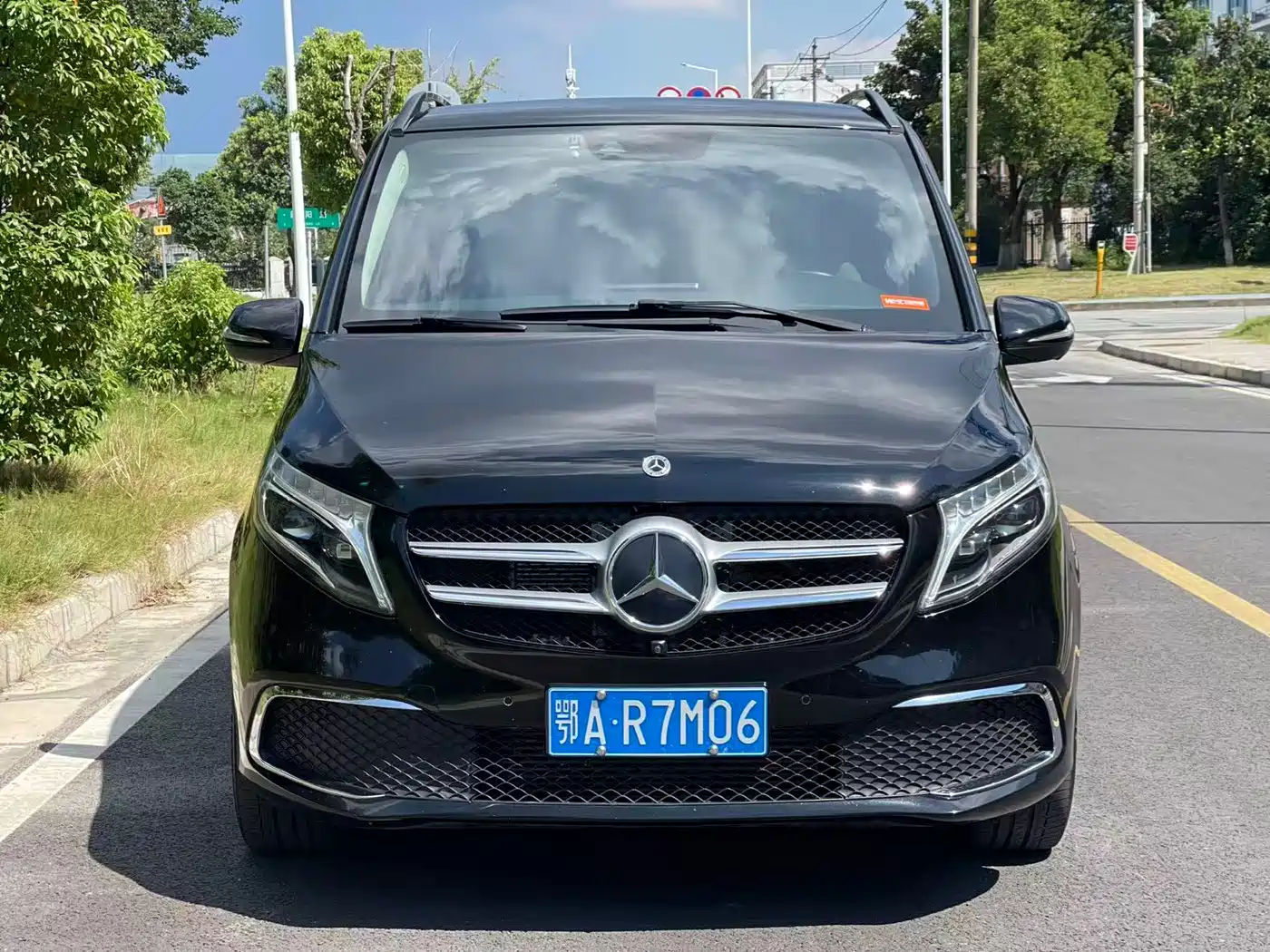 Mercedes-Benz V-Class 2022 V 260 Prestige Edition фото 2