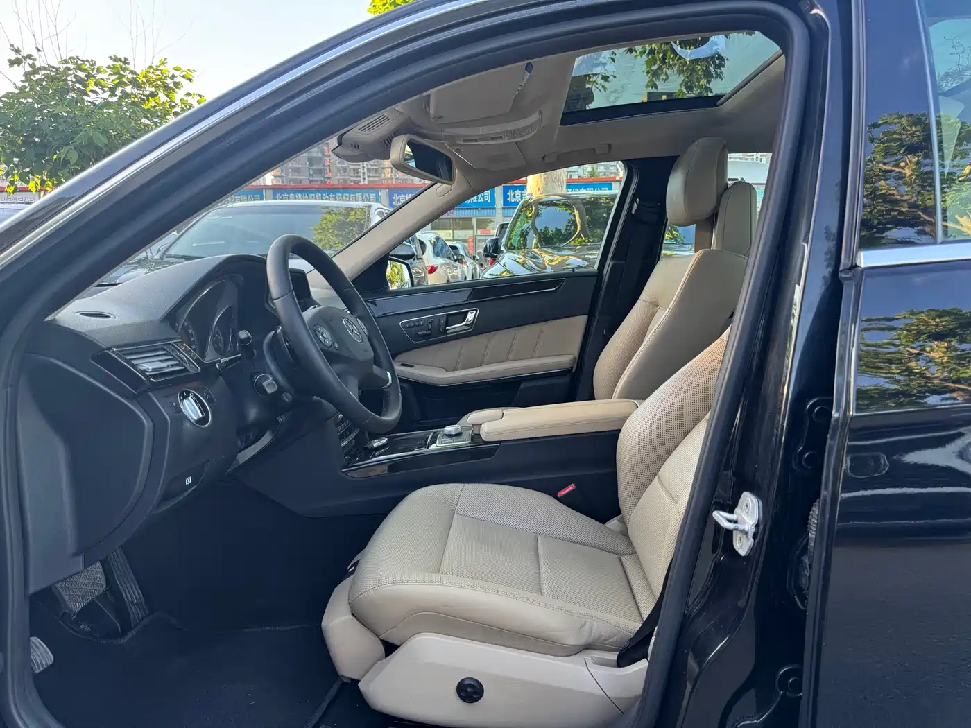 Mercedes-Benz E-Class 2011 E 300 L Fashion Premium фото 5