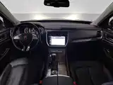 Фото 5 - Roewe RX8