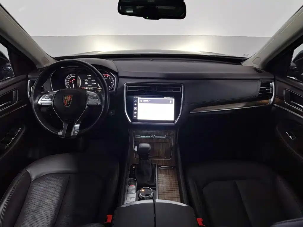 Фото 5 - Roewe RX8