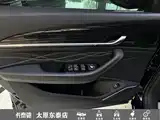 Фото 9 - Geely Monjaro