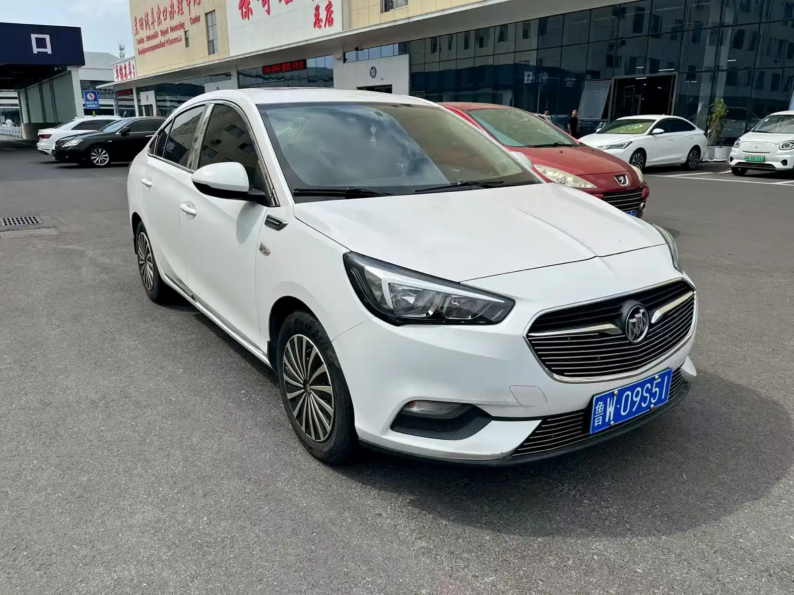 Фото 3 - Buick Excelle