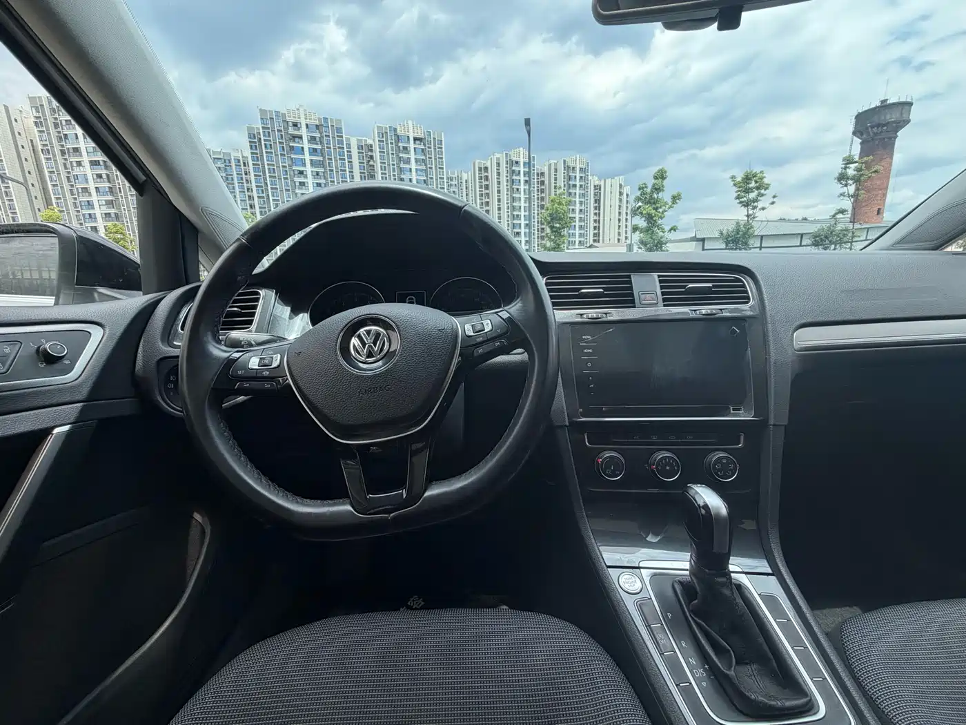 Volkswagen Golf 2020 Beloved Edition 280TSI DSG Comfort фото 6