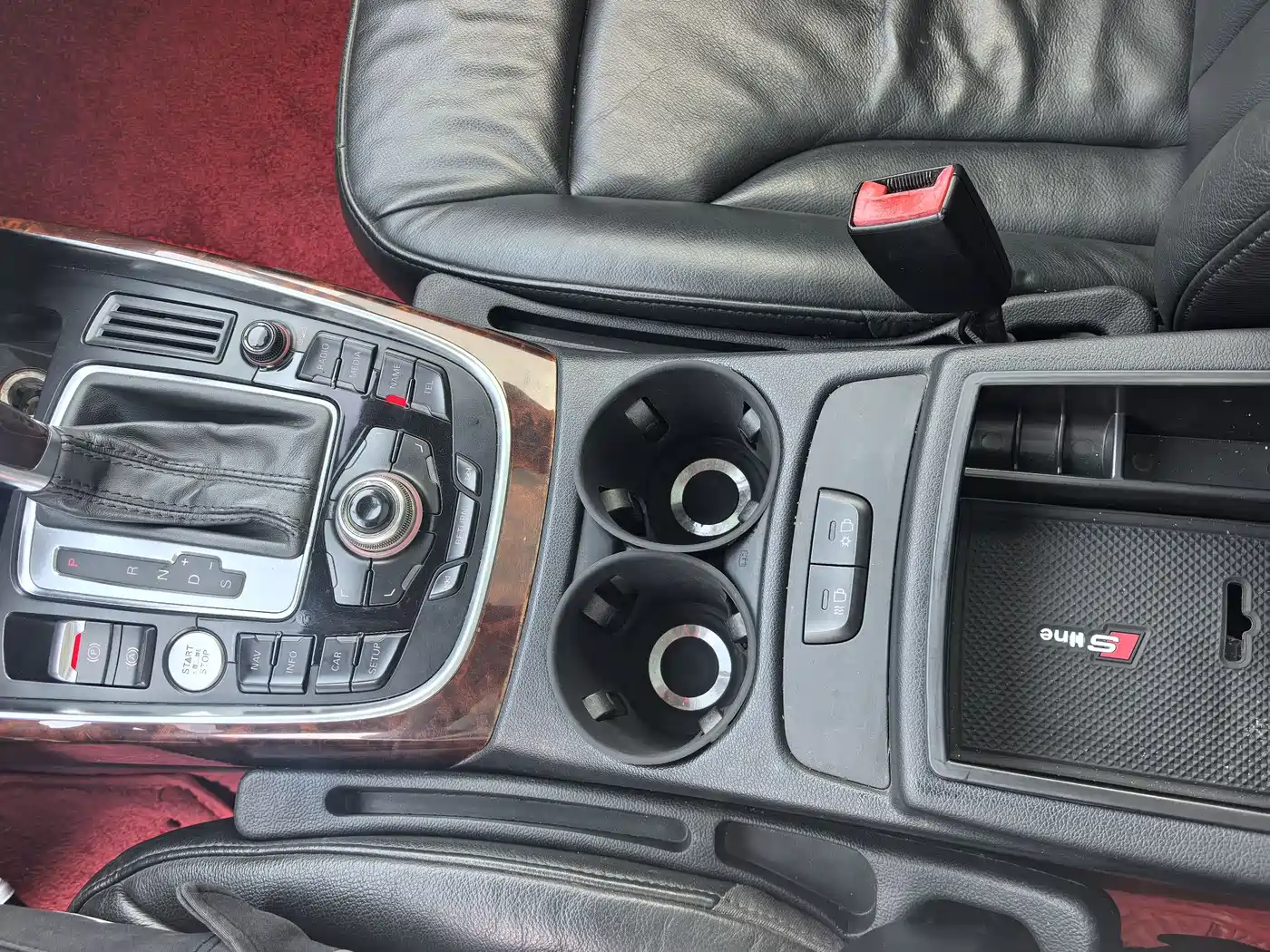 Audi Q5 2011 2.0TFSI Comfort фото 24