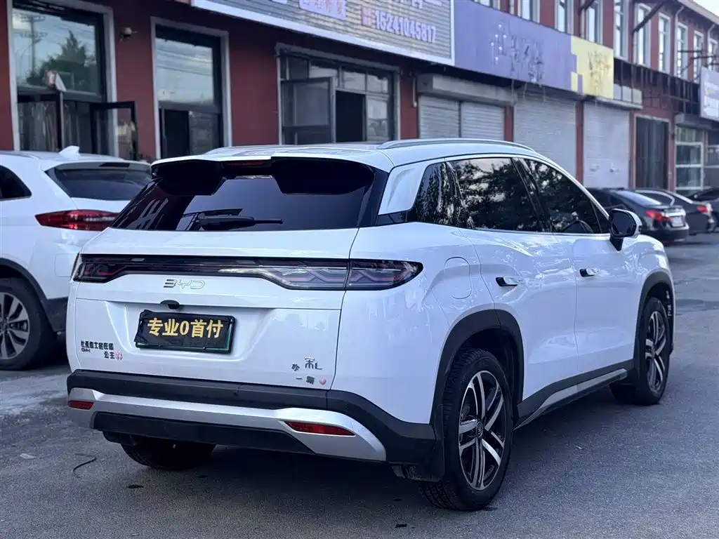 BYD Song L DM-i 2024 112km Leading Edition фото 6