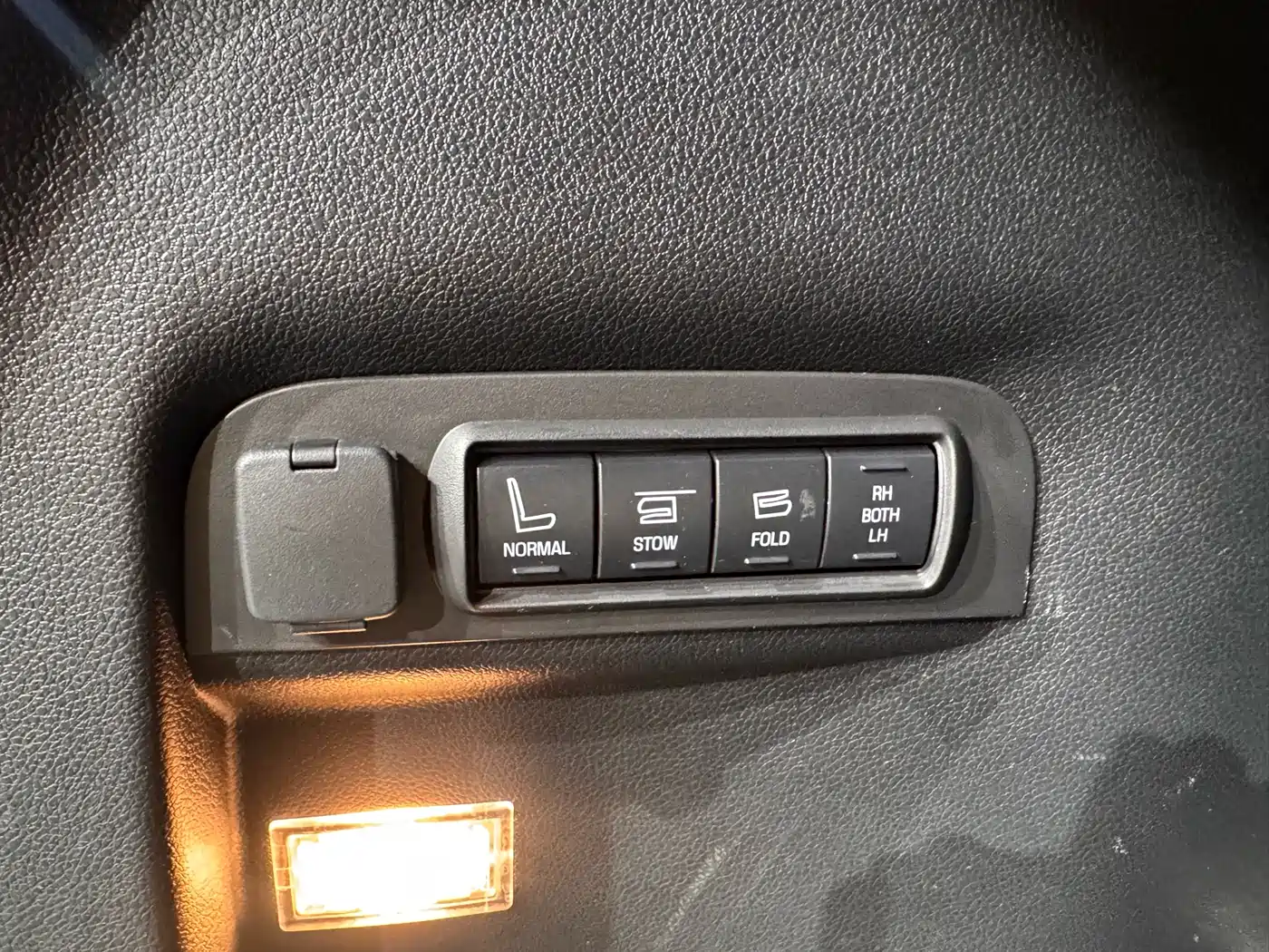 Ford Explorer (Import) 2017 3.5T Elite Edition фото 22