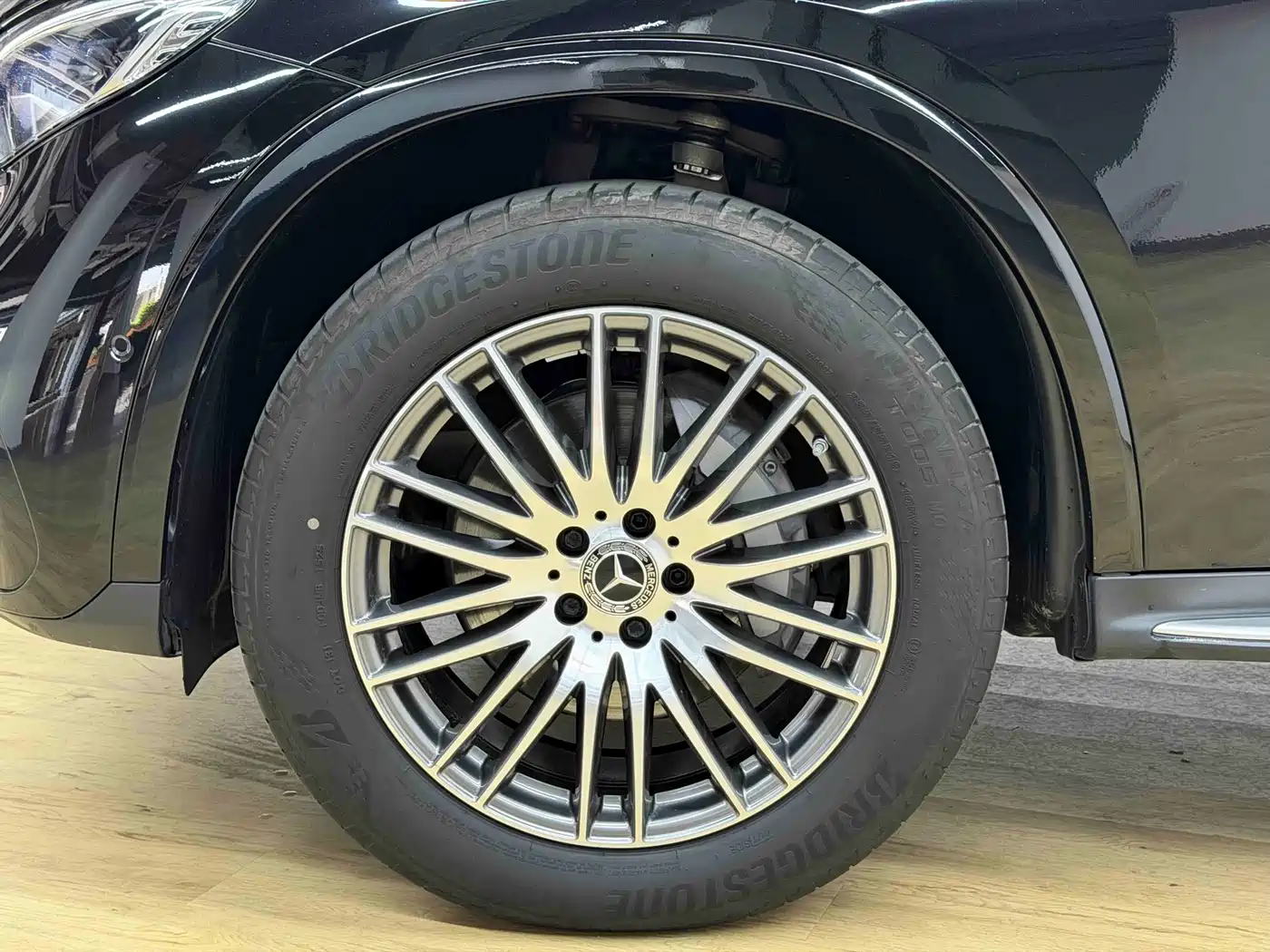 Mercedes-Benz GLC 2025 2025 GLC 300 L 4MATIC Dynamic 5-seater
