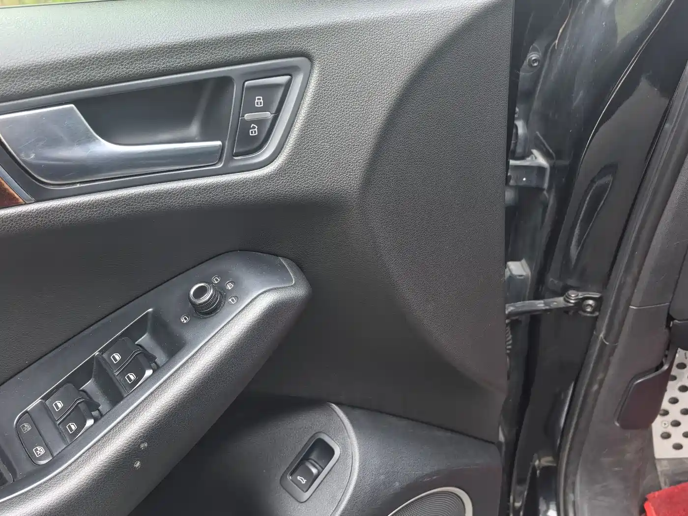 Audi Q5 2011 2.0TFSI Comfort фото 11