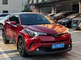 Фото 2 - Toyota C-HR