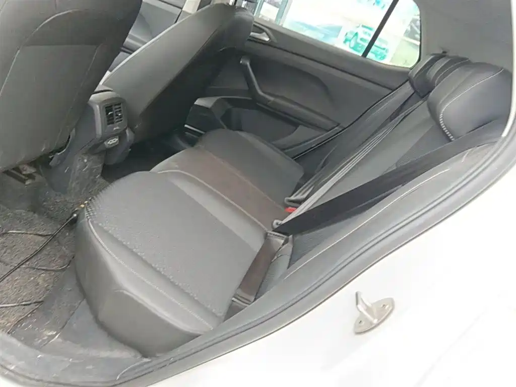 Volkswagen Tanying 2021 1.5L Automatic Smart Connect Edition фото 17